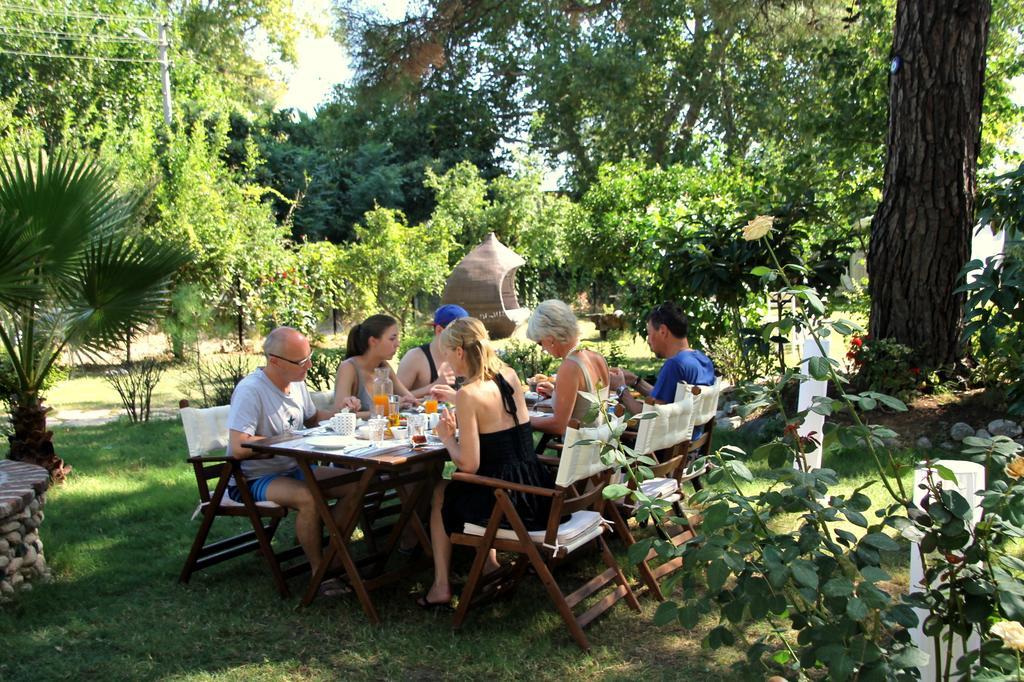 Defne Pension Çıralı Zewnętrze zdjęcie
